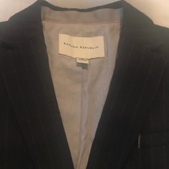 ๐บHost pick: Banana Republic Blazer - Picture 2 of 8